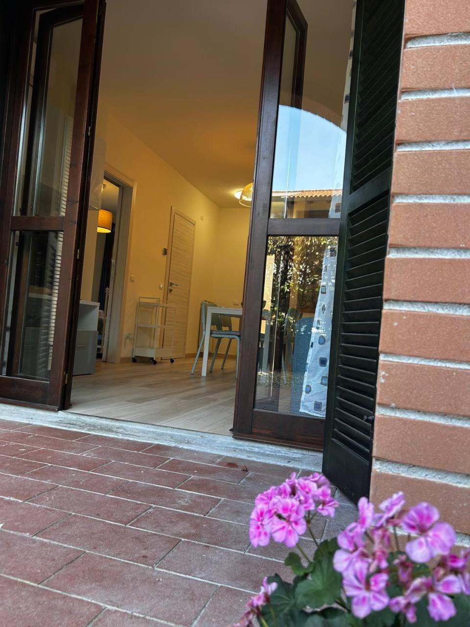 Casa Tea Apartment ลุคคา ภายนอก รูปภาพ