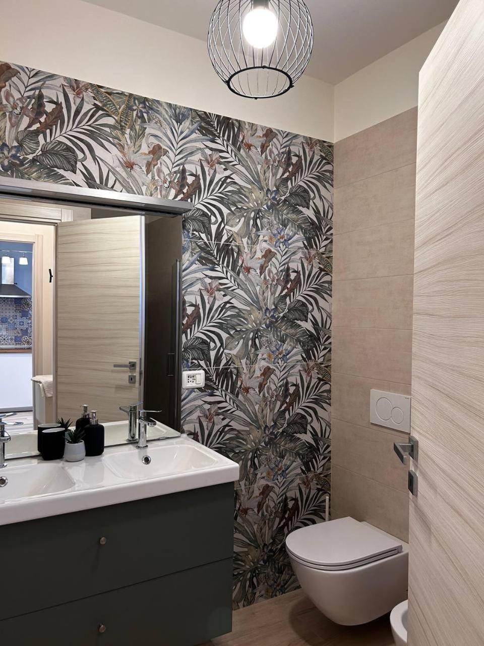 Casa Tea Apartment ลุคคา ภายนอก รูปภาพ